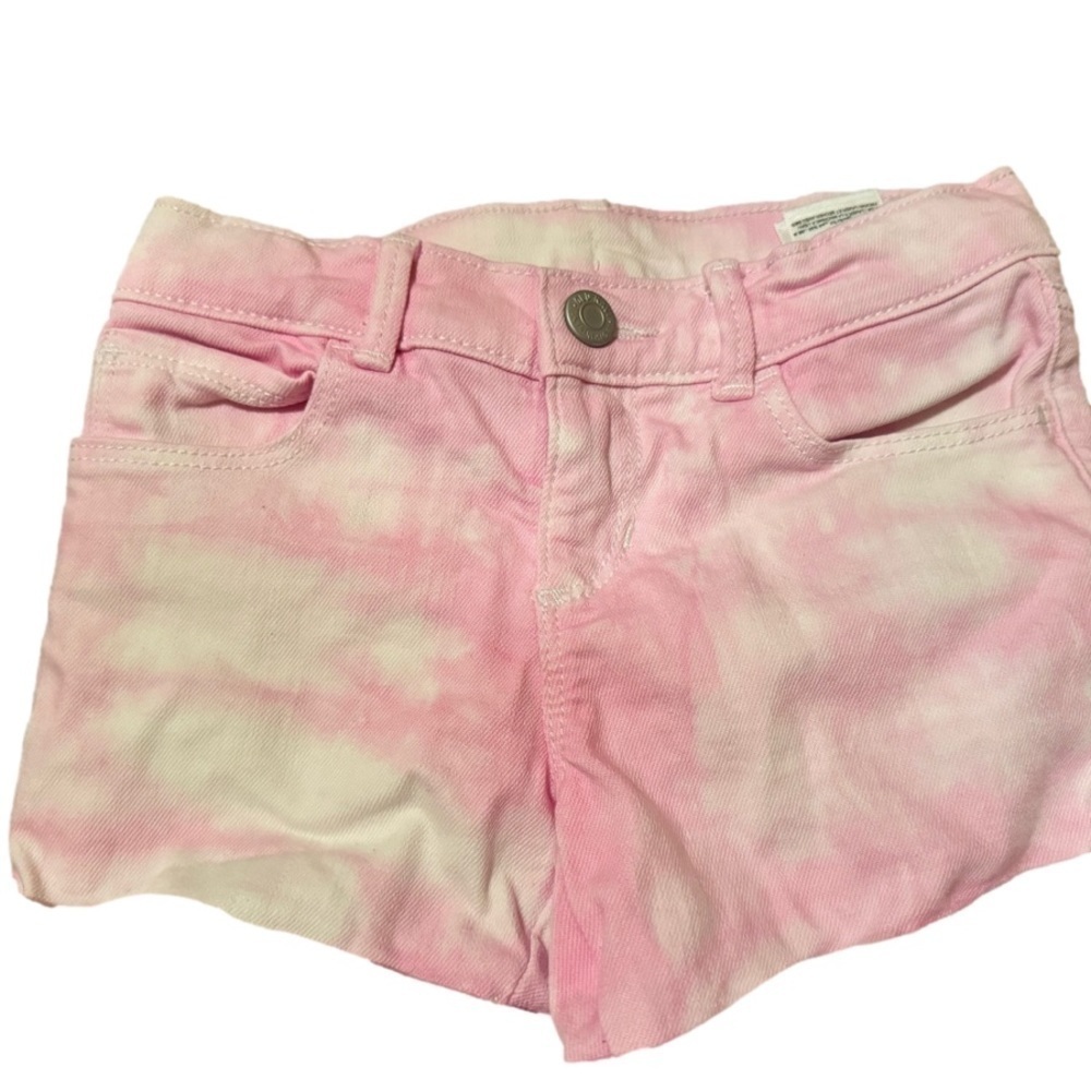 Old Navy shorts perfect for summer. 5T good condition no flaws